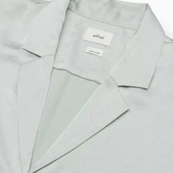 Aritzia Satin Shirt - Picture 4 of 8